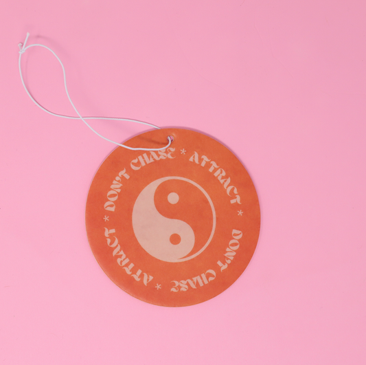 Airfreshener Don't chase attract